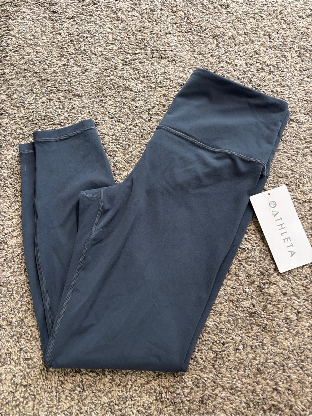 Athleta Ultra High Rise Elation Leggings size medium petite